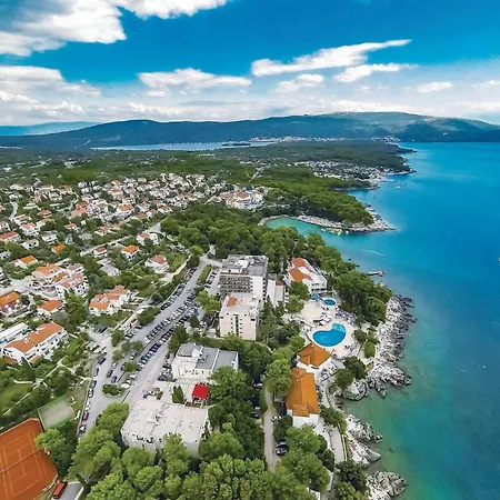 Amazing In Krk With Kitchen Apartament Krk Town